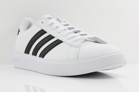 Adidas Sneaker