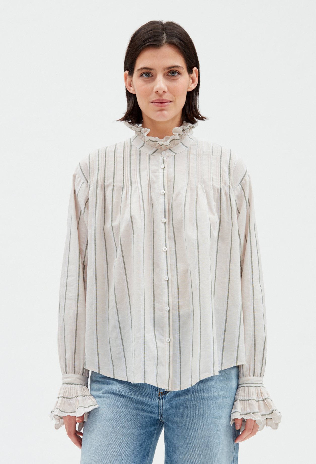 Chemise rayee &agrave; volants