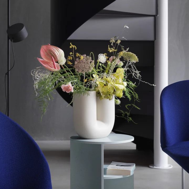 Muuto - Kink Vase, sand