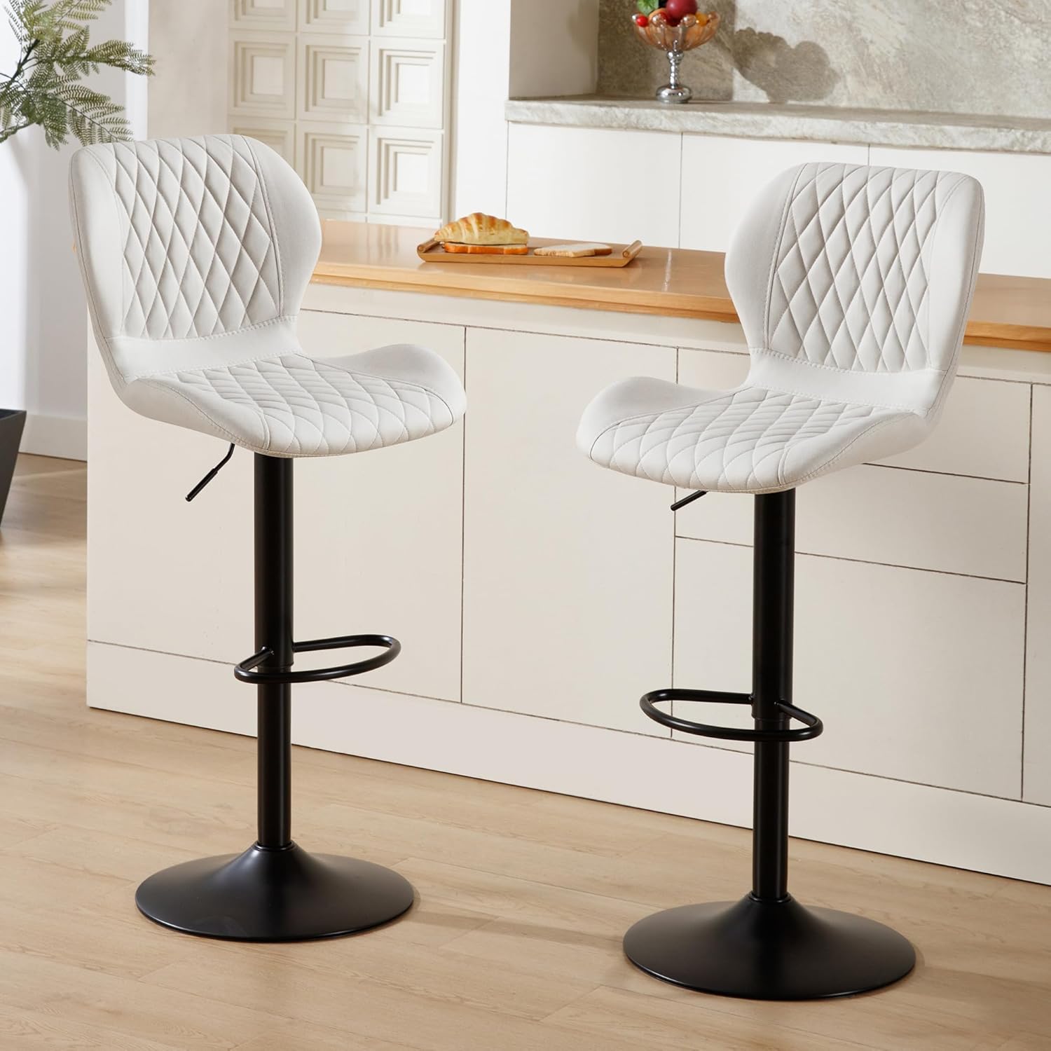 Barhocker,Bar Stühle mit Lehne, 360°Drehstuhl Küchenstuhl, Höhenverstellbar, PU-Kunstleder, für Esszimmer Heimbar Kücheninsel (Beige, 2 PCS)