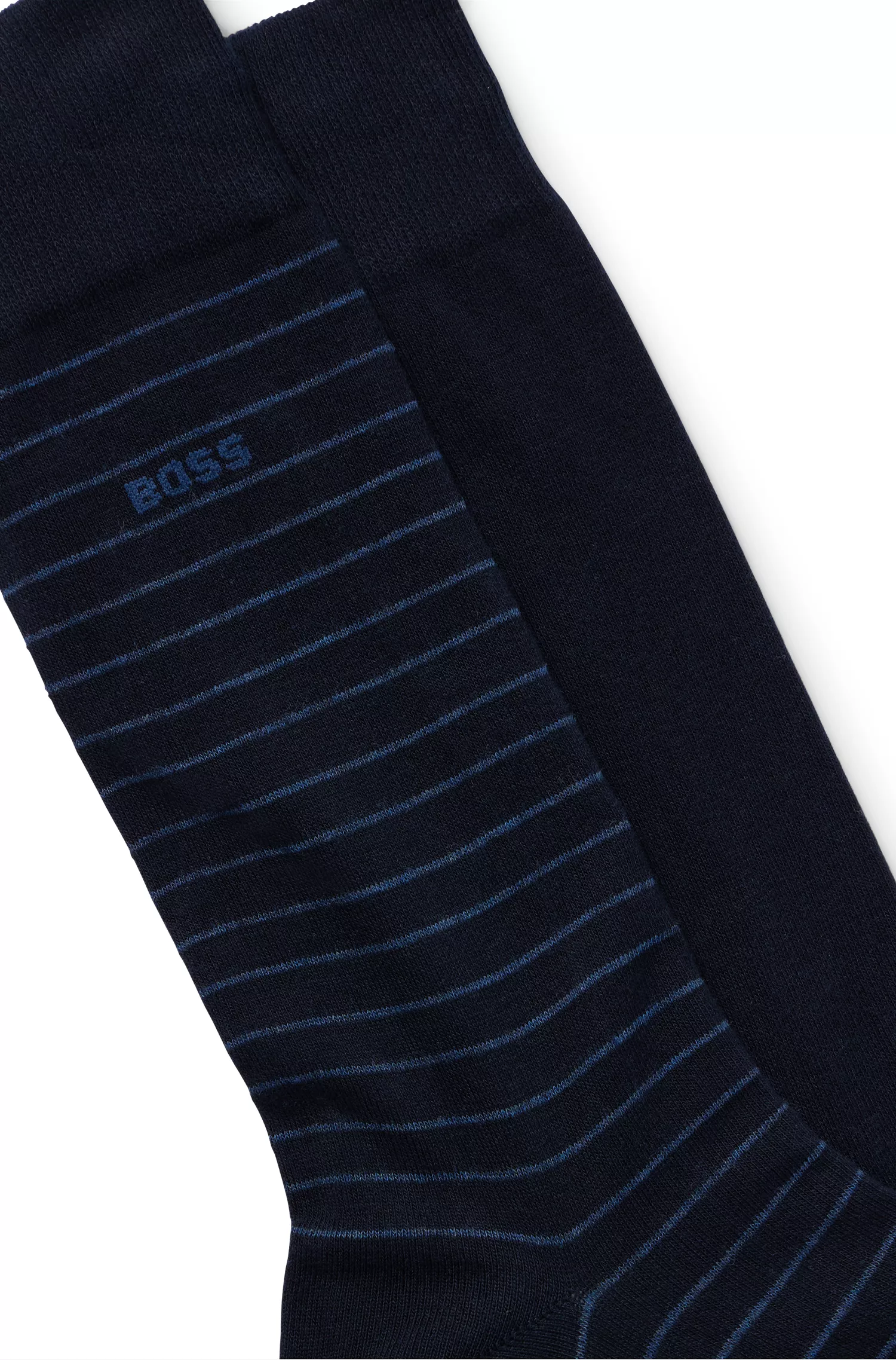BOSS Black - Pacote com dois pares de meias de comprimento normal em algodão elástico.