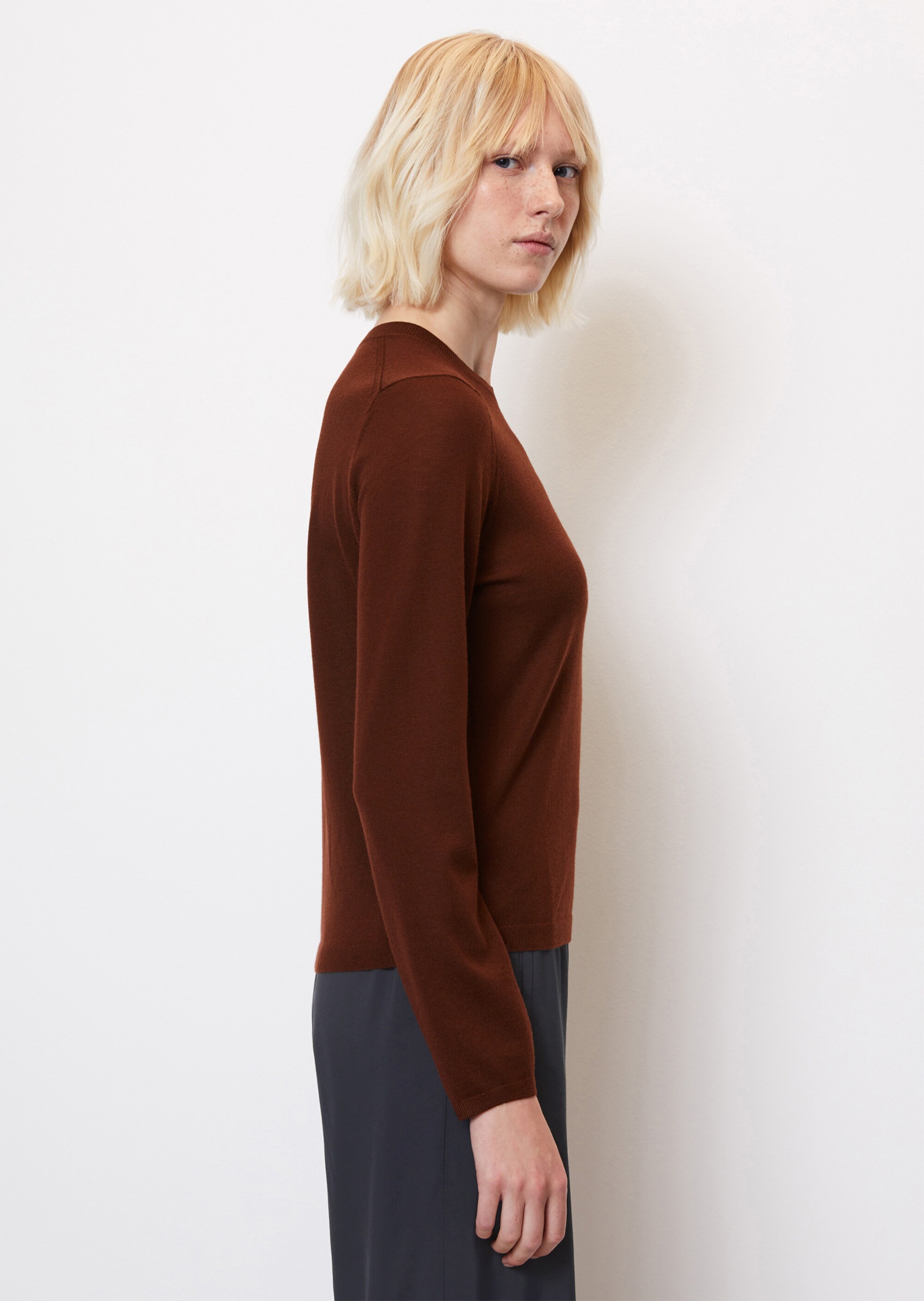 Eleganter Feinstrick-Pullover slim fit aus reiner Merinowolle