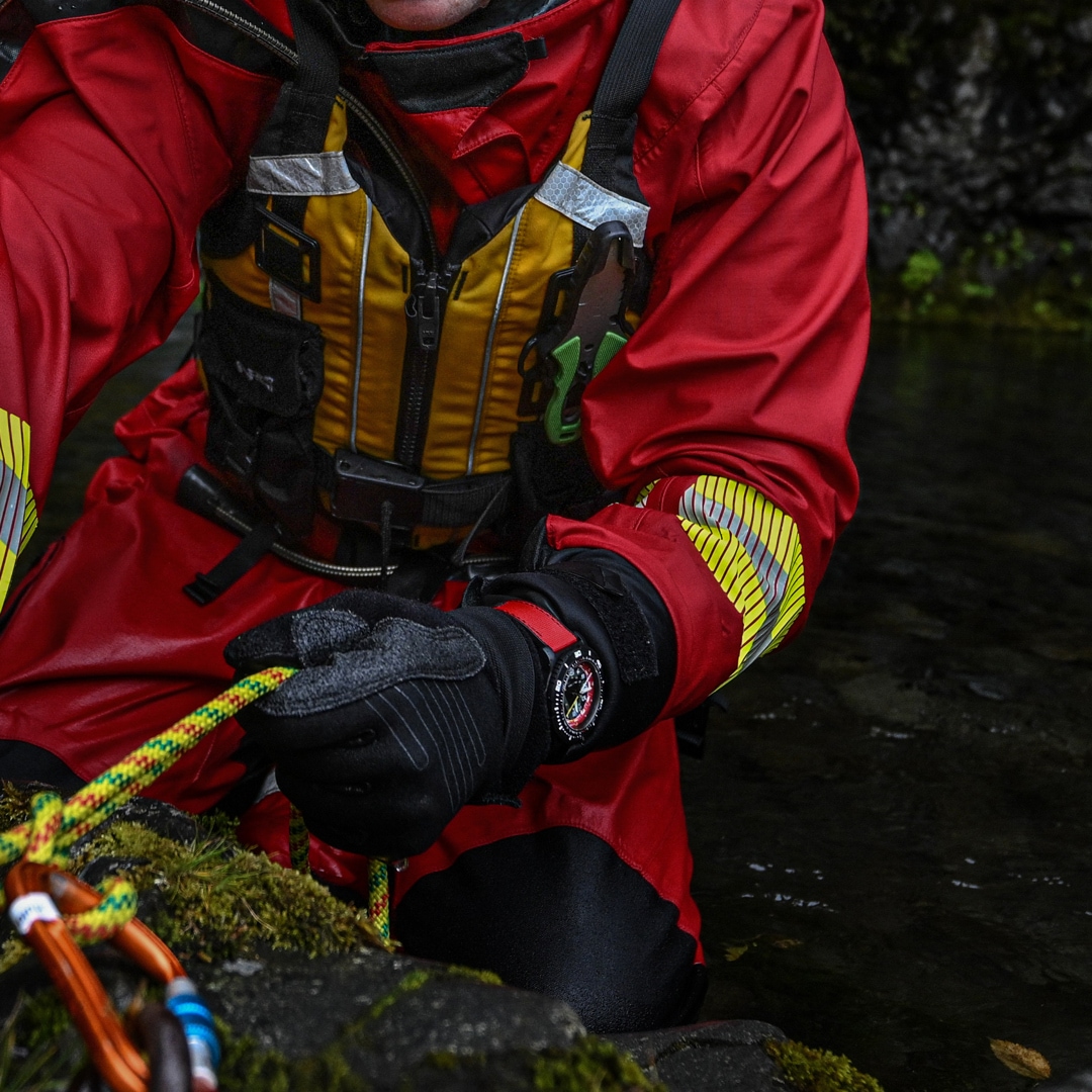 Luminox ICE-SAR 1080 Series Limited Edition