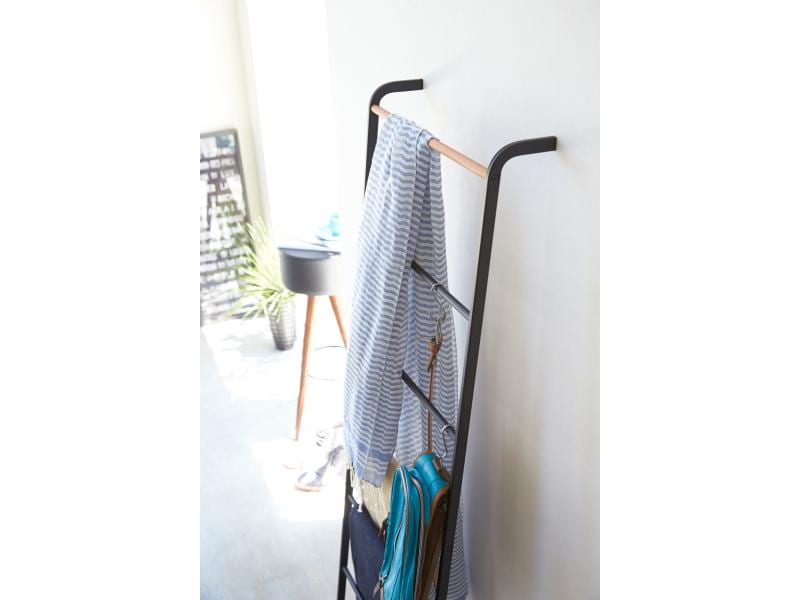 Yamazaki Garderobenständer Kleiderablage Tower Metall, Schw Handtuchhalter Leiter