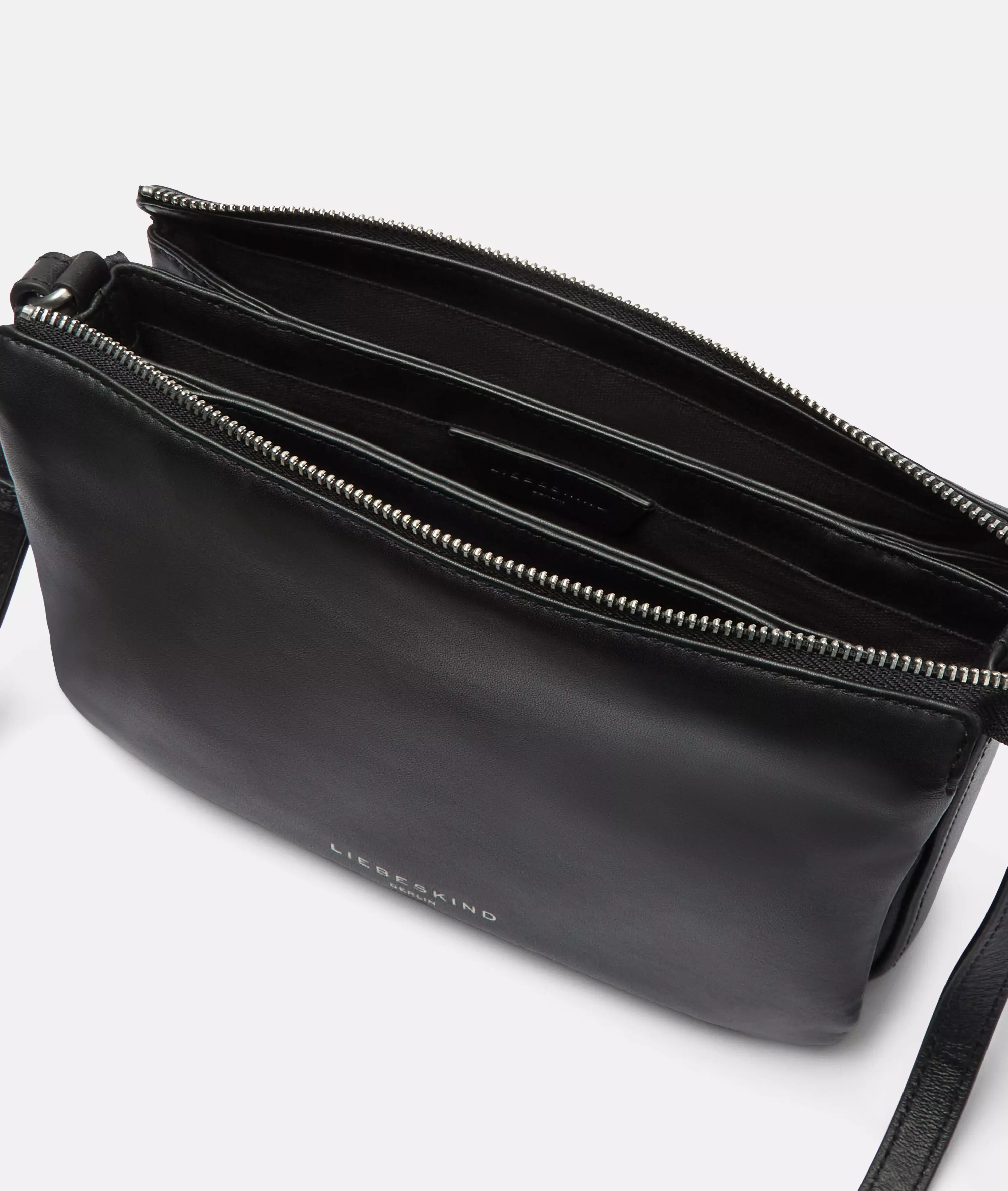 Crossbody Spacious shoulder bag made from soft sheepskin
