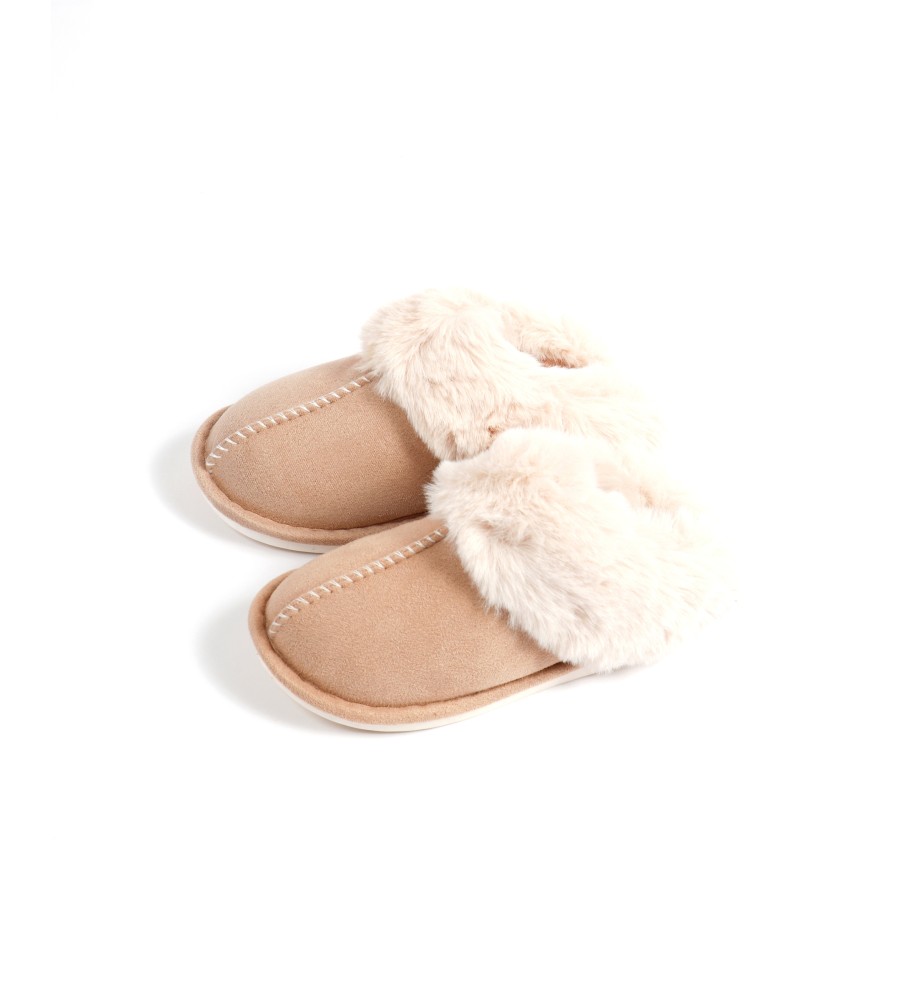 Pantufas Admas em camurça bege