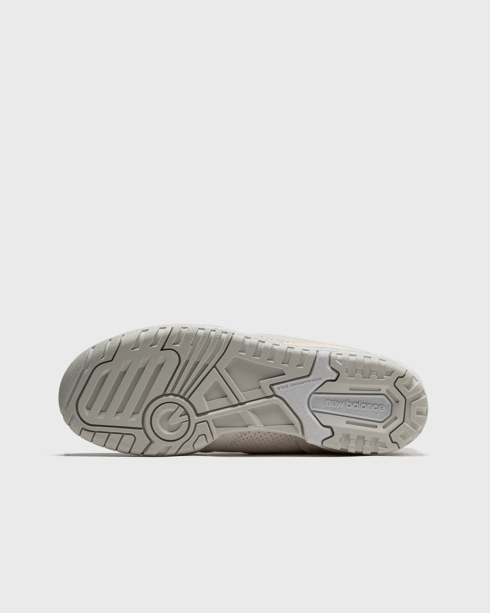 New Balance WMNS 550 AA