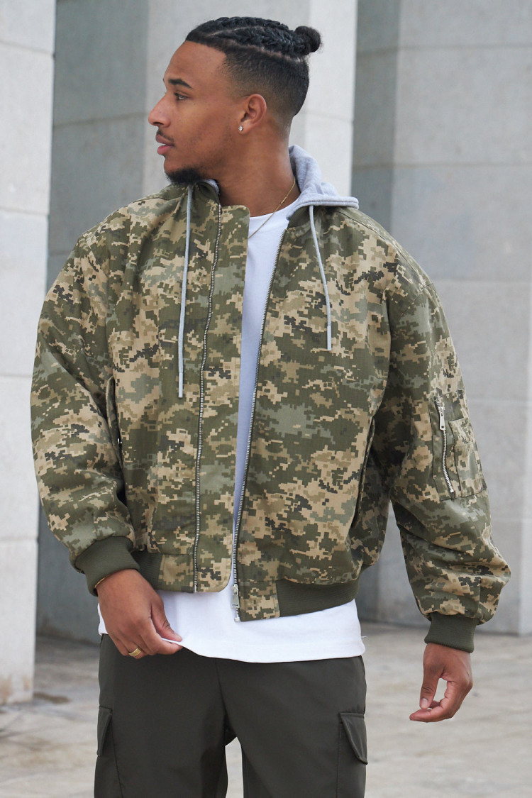 Veste bi-matière à capuche camouflage kaki