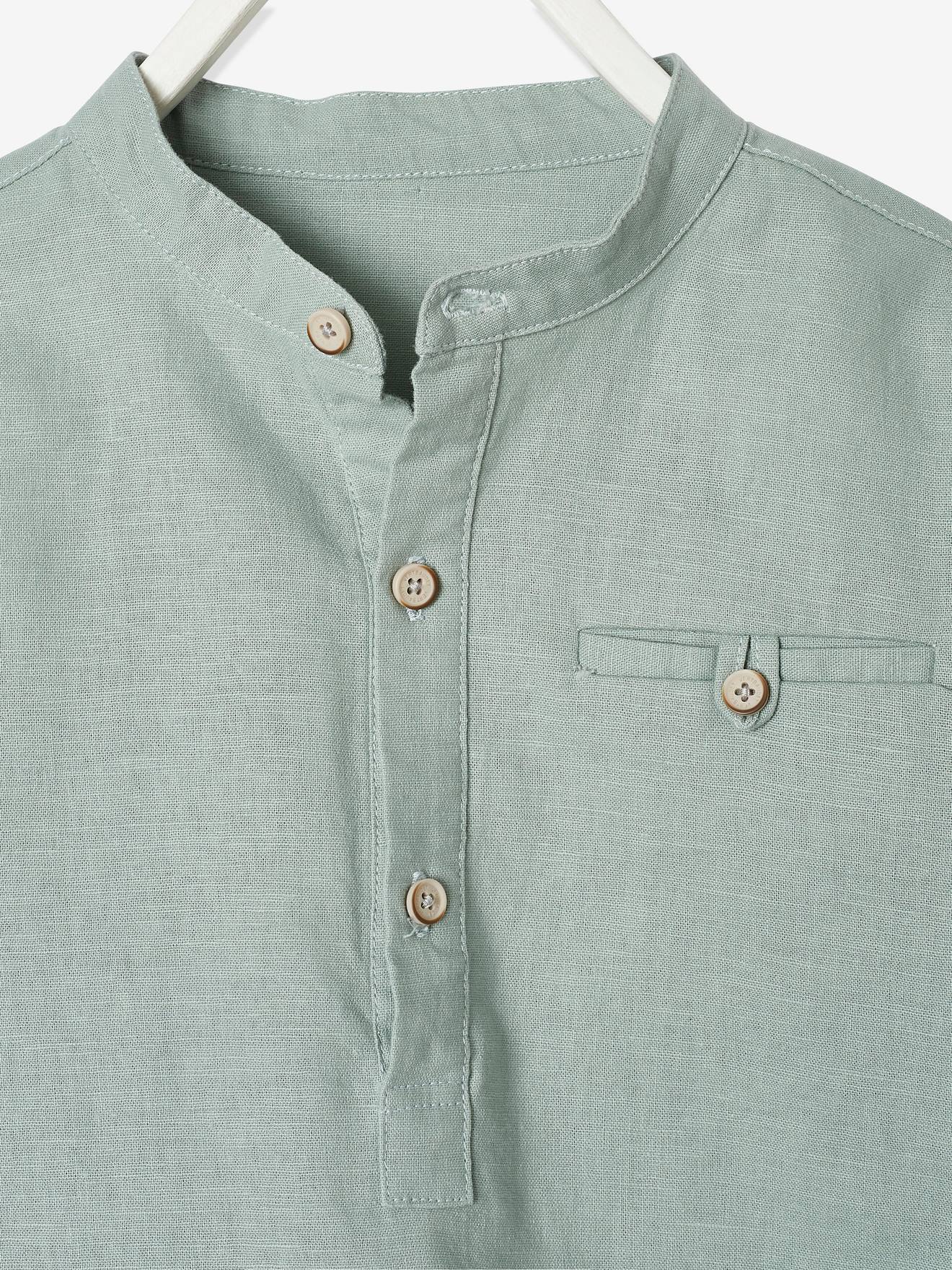 Camisa infantil de linho/algodão com gola mandarim, mangas compridas, cor azul-marinho lisa.