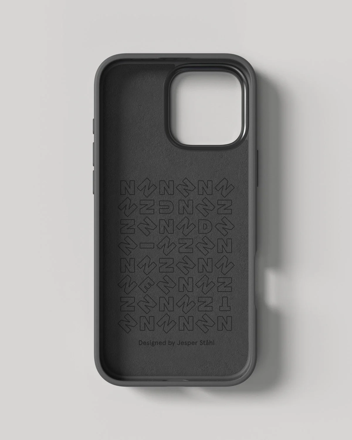 iPhone 16 Pro Max MagSafe Schutzhülle Bold aus Recycelten Materialien (00-001-0106-0153) - Storm Black