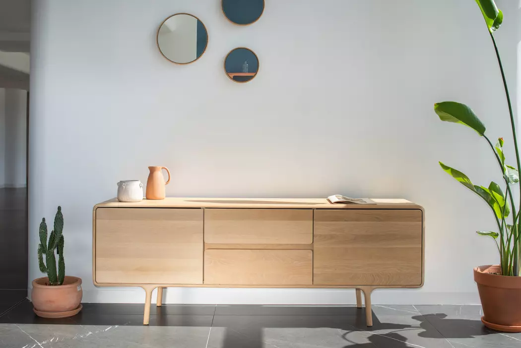 Sideboard Fawn