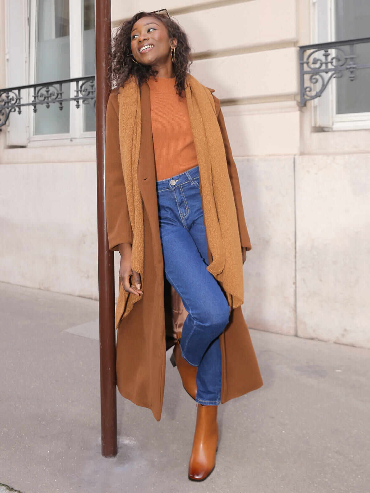 Jeans mom brut légèrement délavé- Bleu foncé