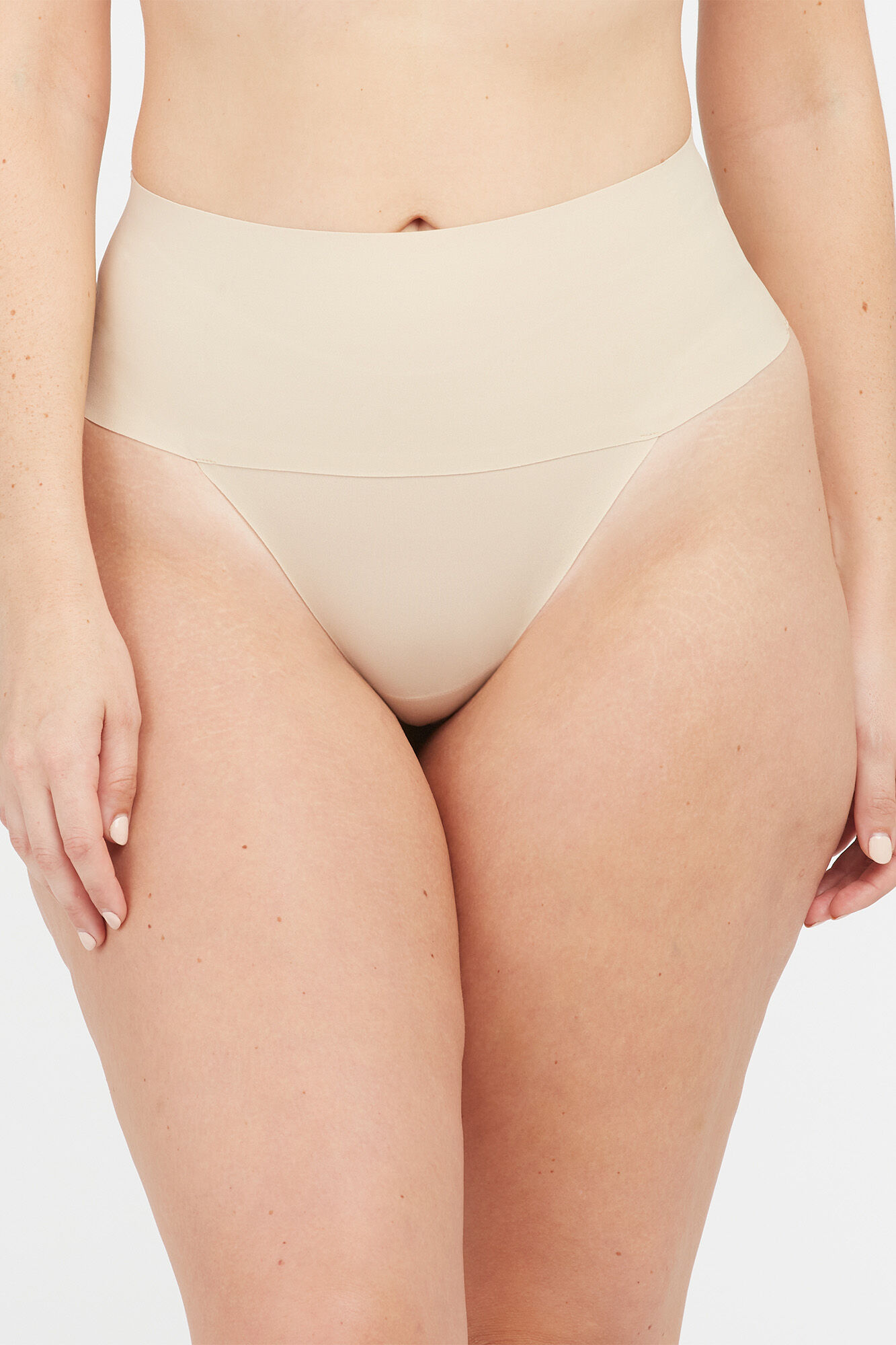 Calcinha modeladora invisível Spanx cor nude - nude