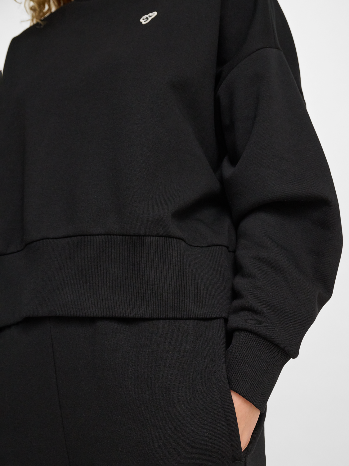 hmlBOXY W CREWNECK BEE