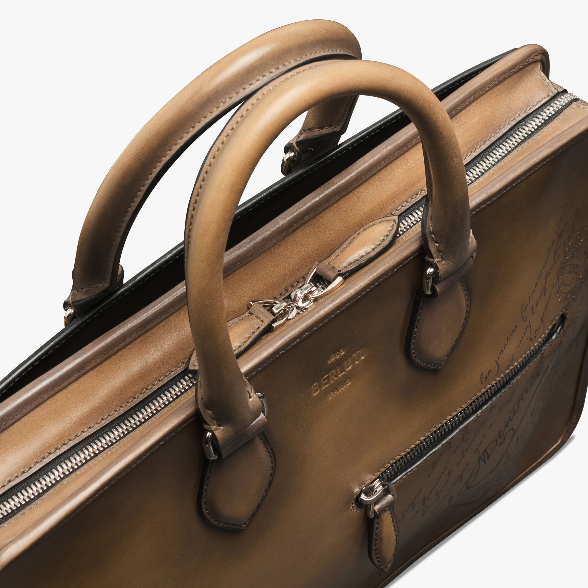 Cartable Un Jour Petit Modèle En Cuir Scritto