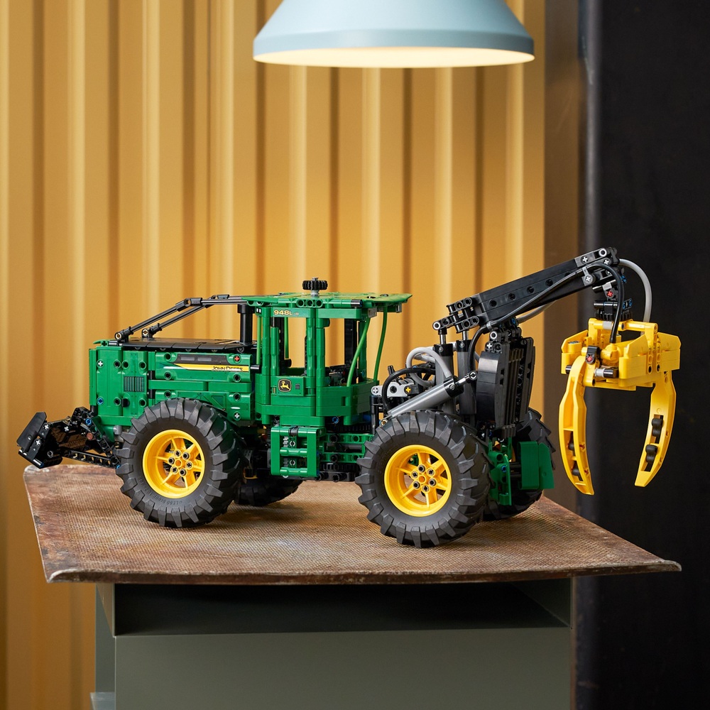 LEGO Technic 42157 John Deere 948L-II Skidder Fahrzeugset