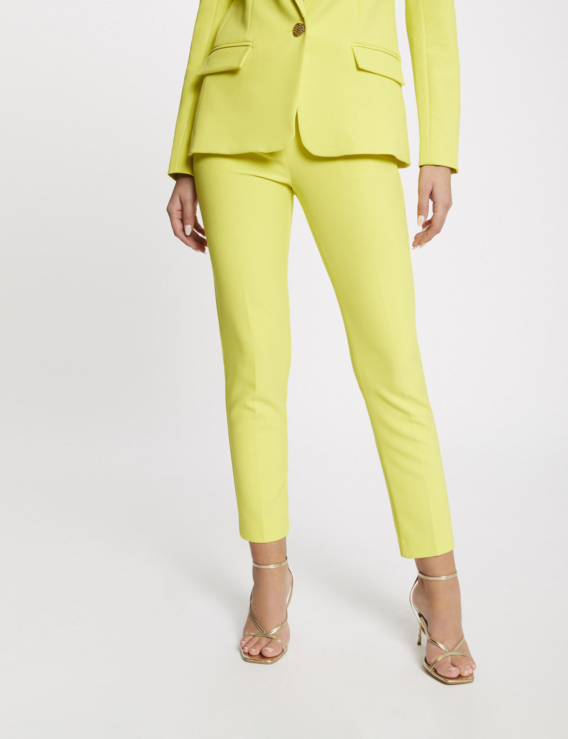 Pantalon city ajusté 7/8ème à pinces jaune femme - jaune