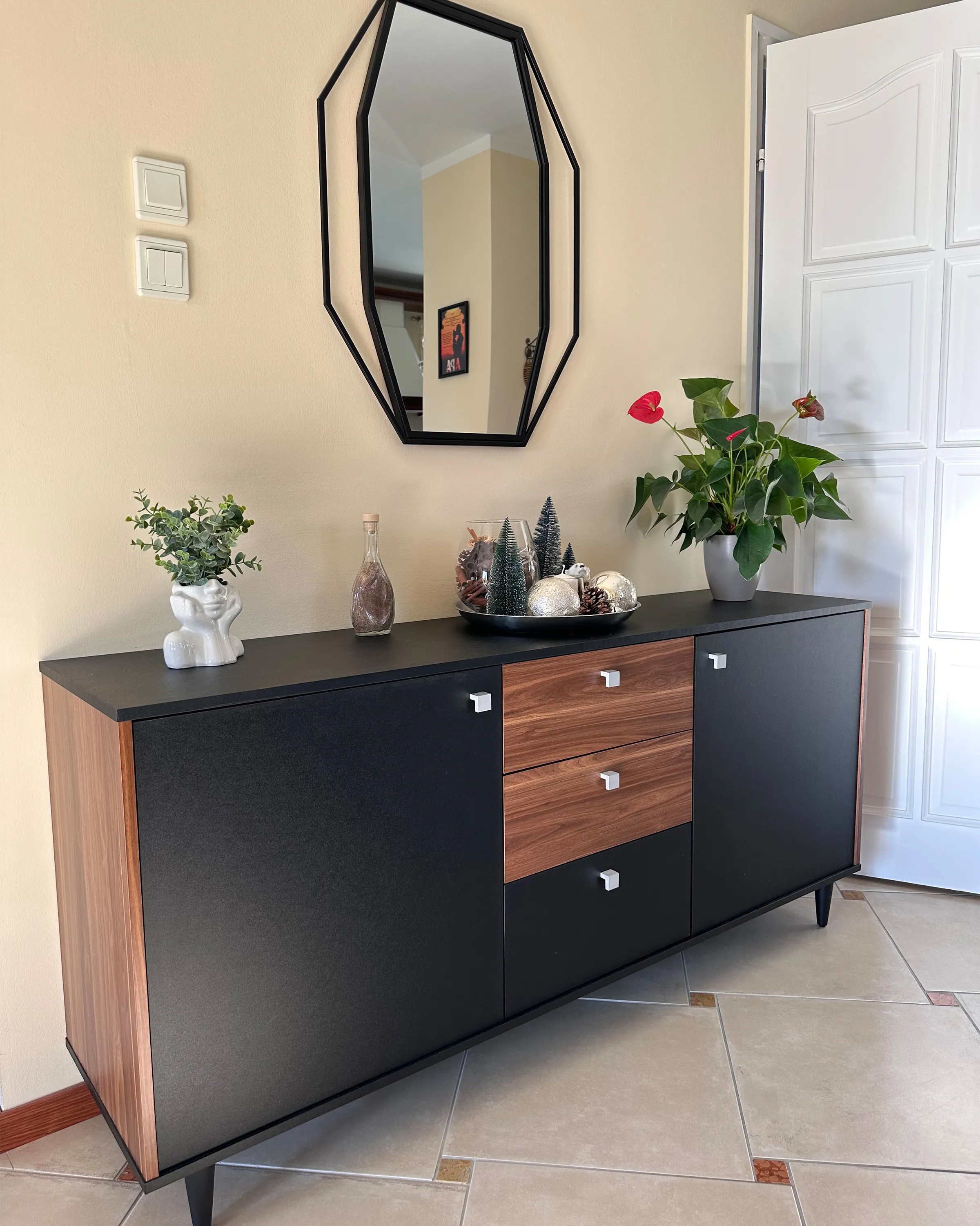 Dressoir met 2 deuren KURO Zwart