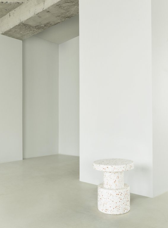 Normann Copenhagen Bit Stool bijzettafel zwart