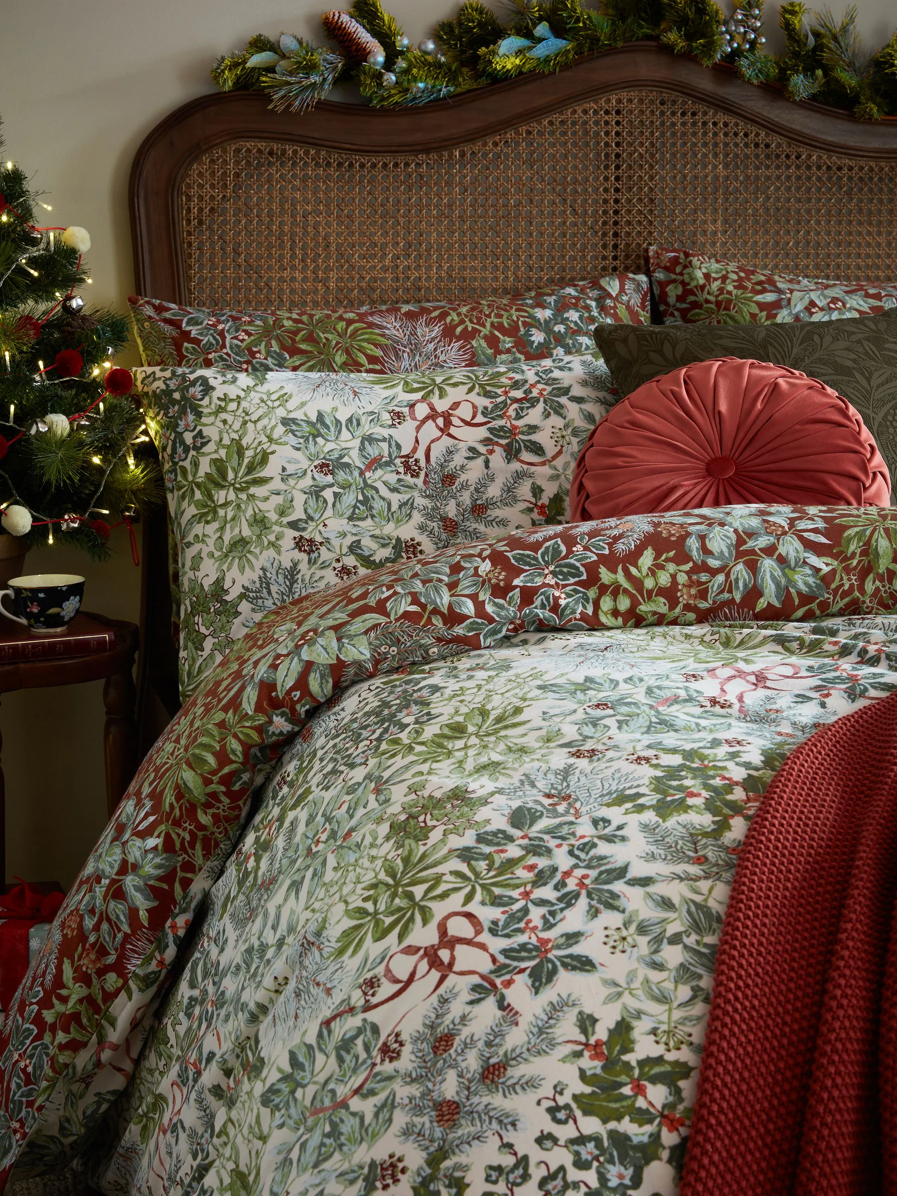 Laura Ashley Supersoft 100% Brushed Cotton Crossdale Berries Duvet Cover and Pillowcase Set