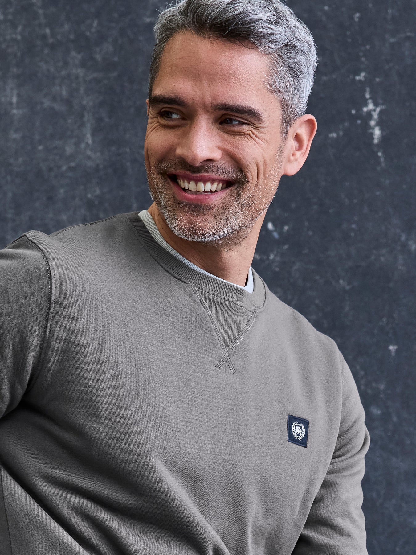 Urbaner Sweatshirtstyle für Herren