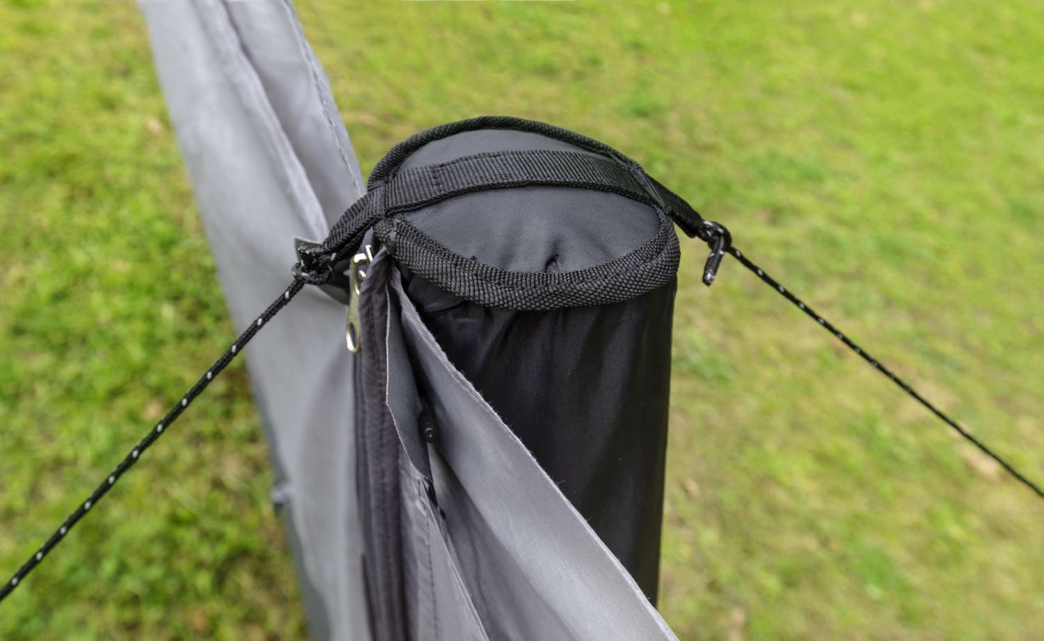 Berger Valtellina Air Aufblasbarer Wind- & Sichtschutz 480 x 140 cm