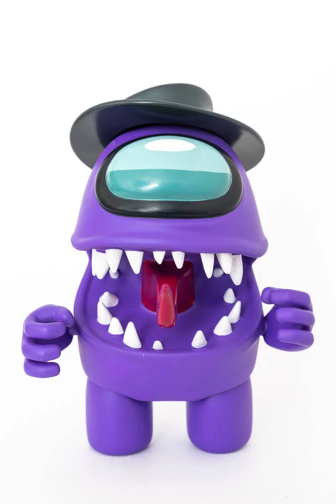 AMONG US - FIGURINE 17 CM ET 5 ACCESSOIRES MYSTERES