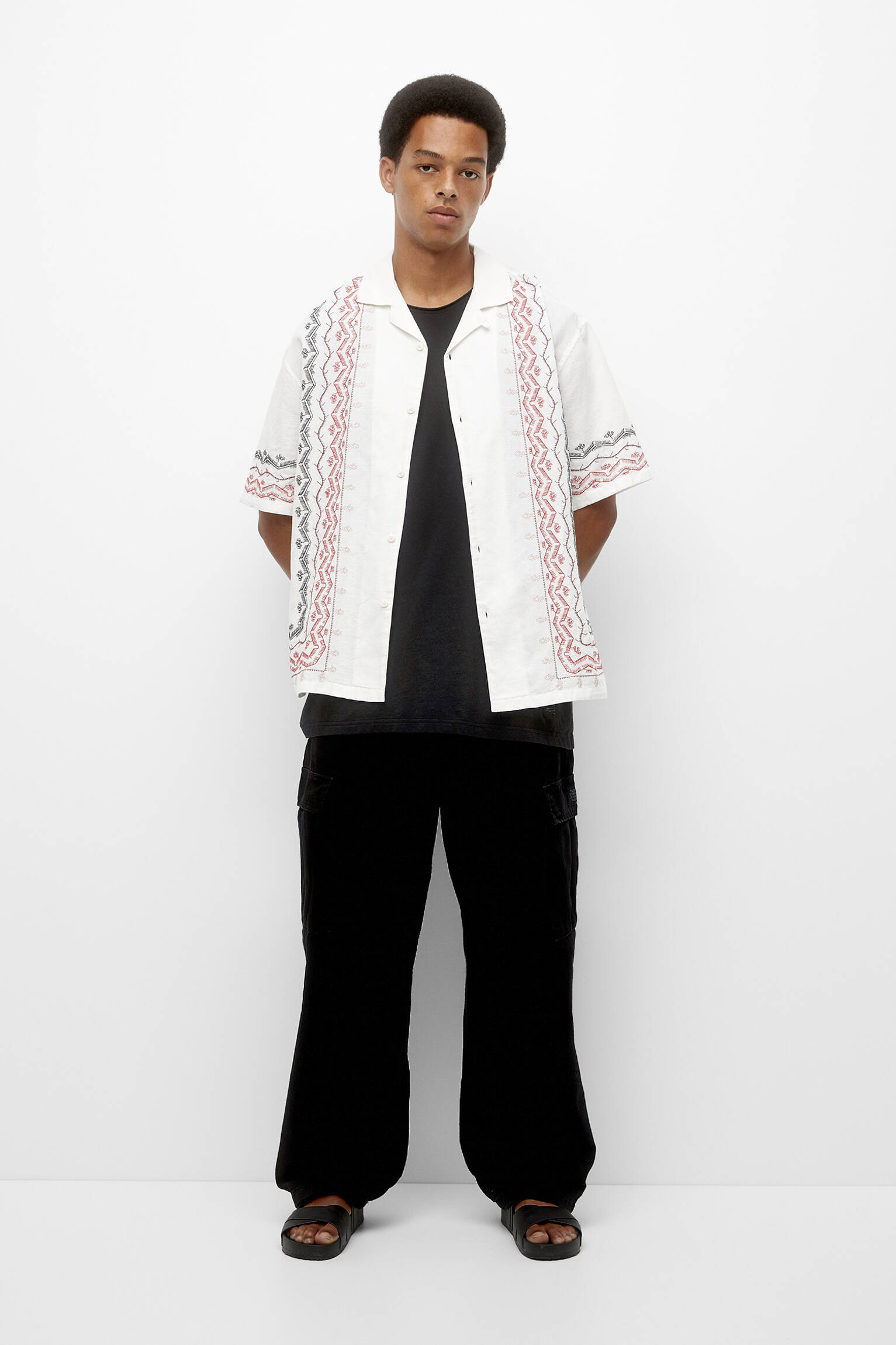 CAMISA BRANCA COM DEGRADÊ VINHO - OFF WHITE