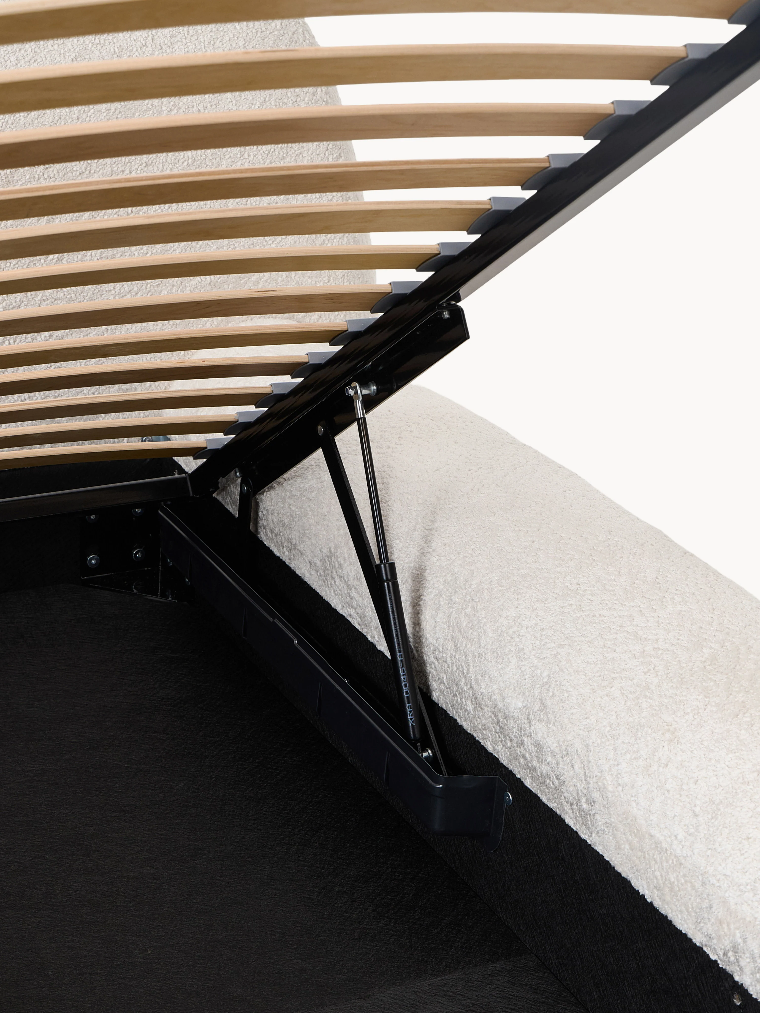 Gestoffeerd teddy bouclé bed Wolke met opbergruimte