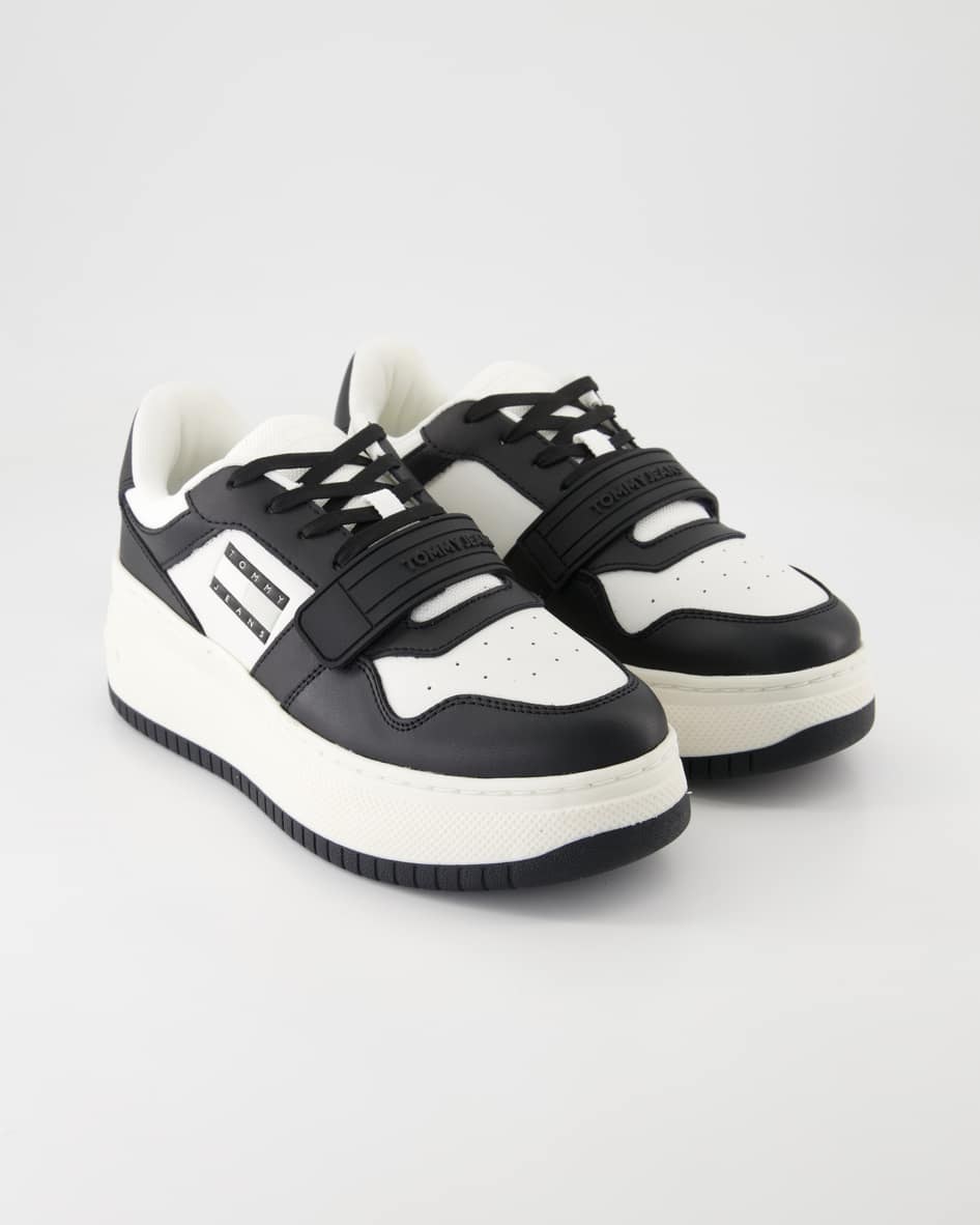 Tommy Hilfiger TJW Retro Basket Sneaker in Schwarz