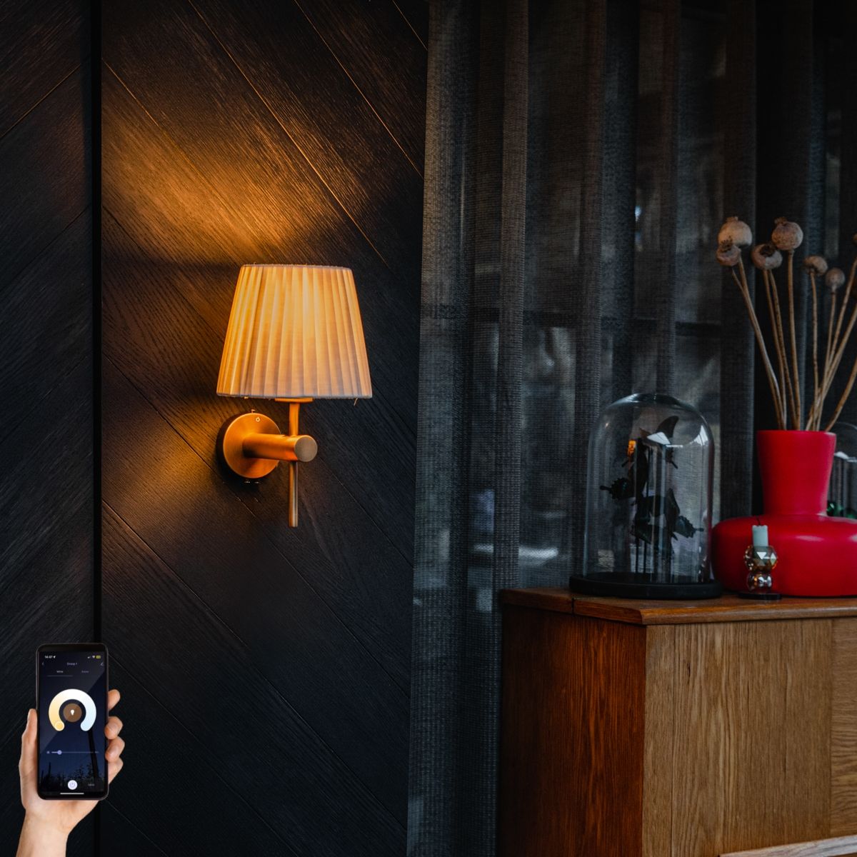 Smart wandlamp brons met witte kap incl. Wifi A60 - Pluk