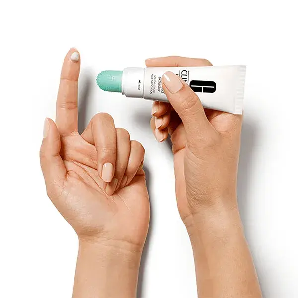 Clinique Blackhead Solutions Extrator de Cravos Autoaquecido 20ml