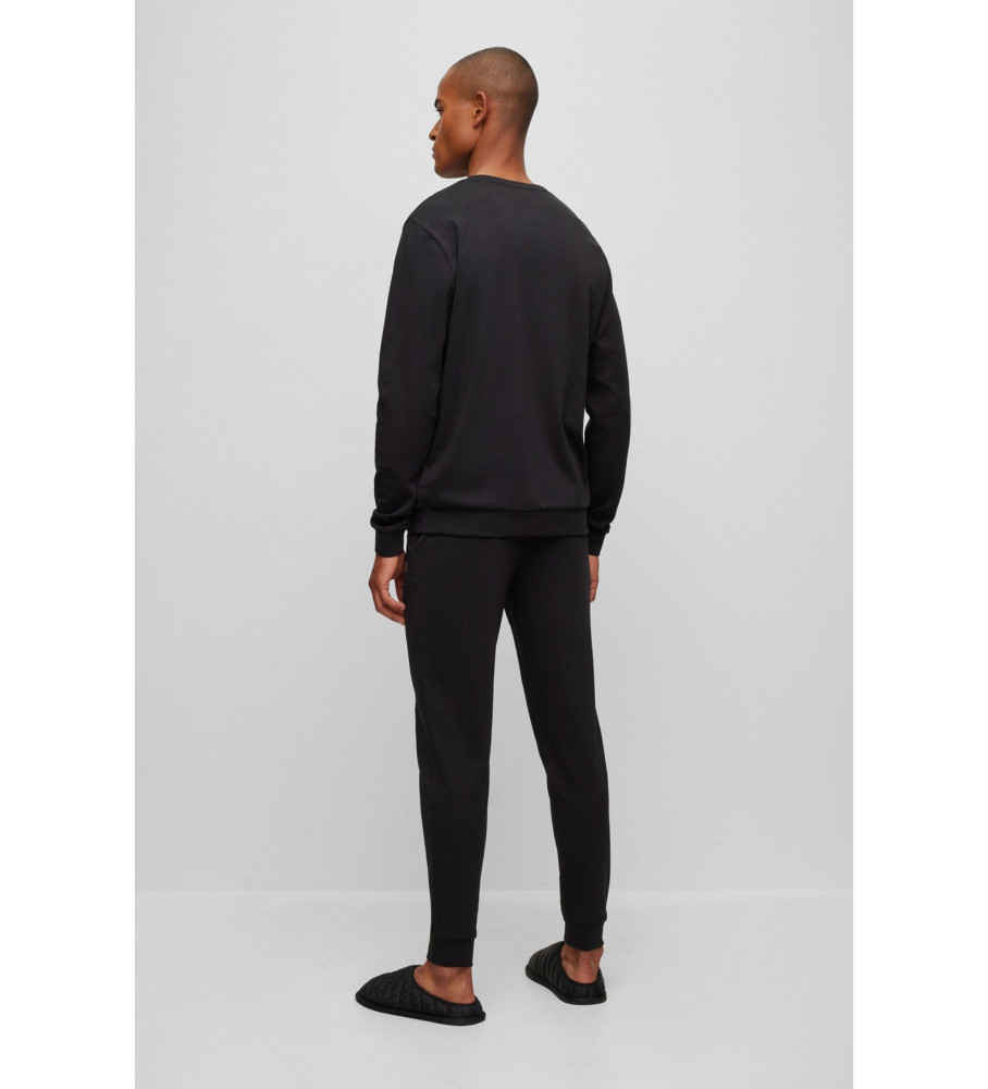 Pijama preto da marca BOSS