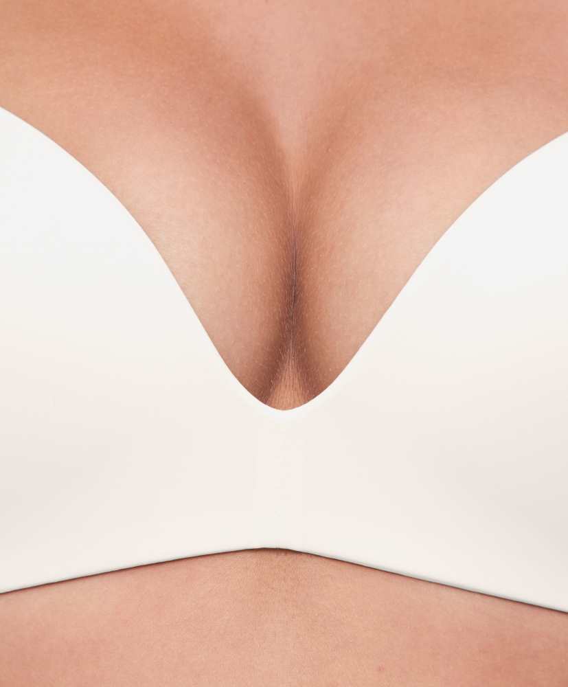 Sutiã triangular push-up em poliamida