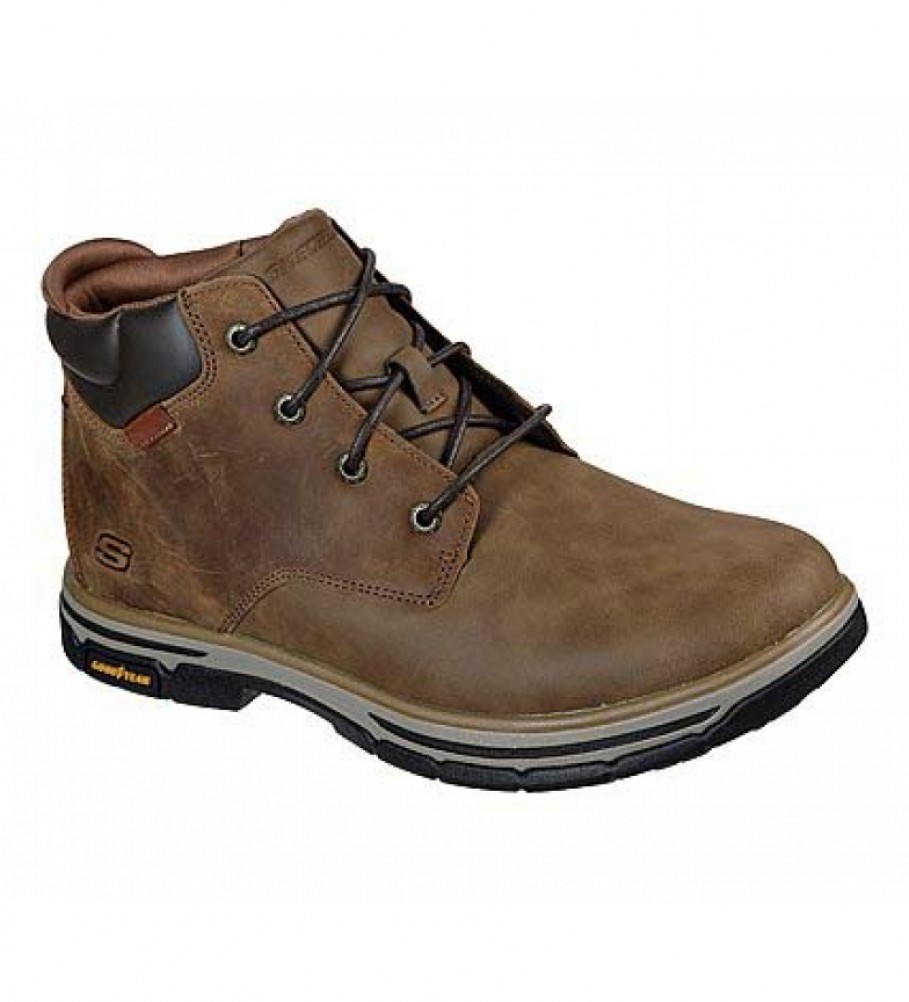 Botas Skechers Segment 2.0 Brodgen em couro marrom