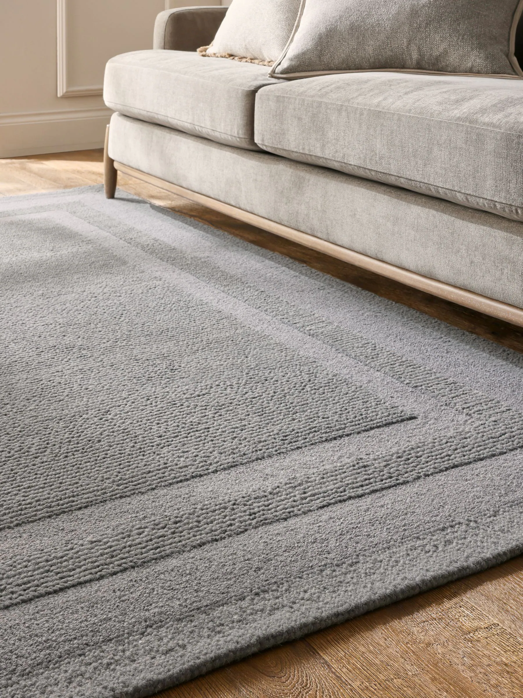 Vienna Border Rug