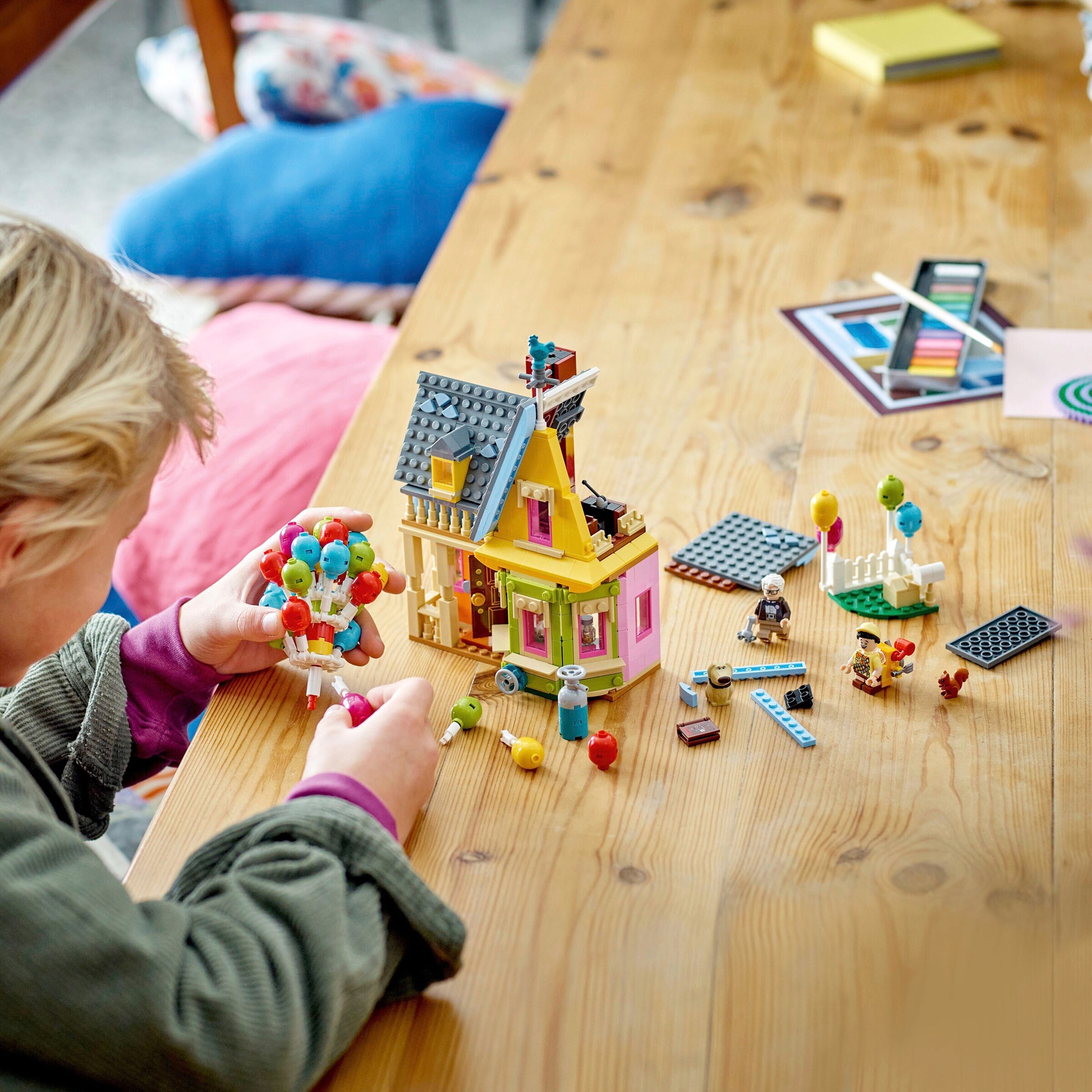 LEGO® - DISNEY 43217 Carls Haus aus 