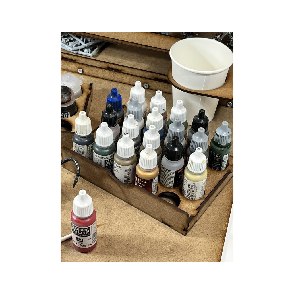 Établi de Peinture Transportable (Bouteilles)
