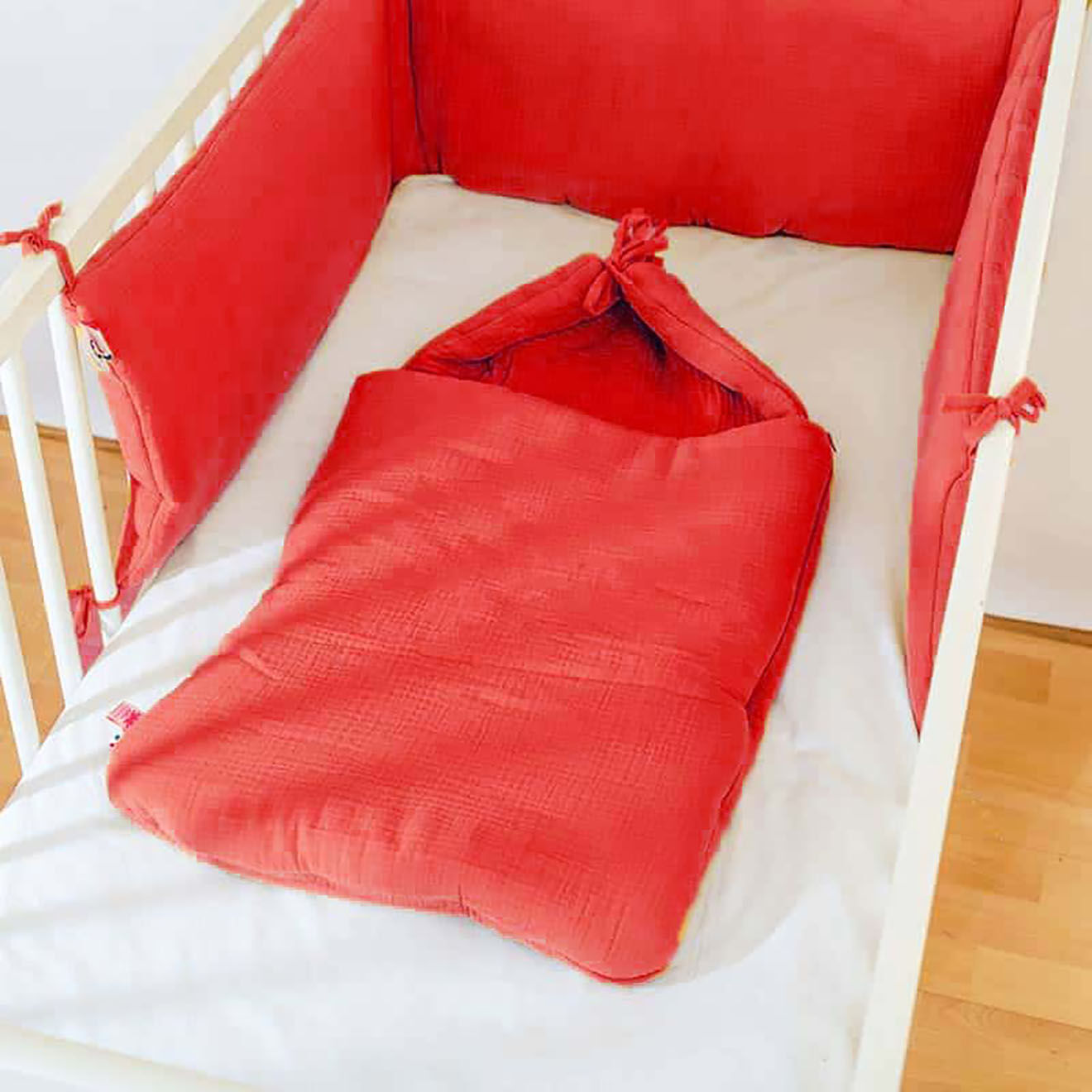 Papate Nid d'Ange en Coton Bio fraise - 75x75 cm