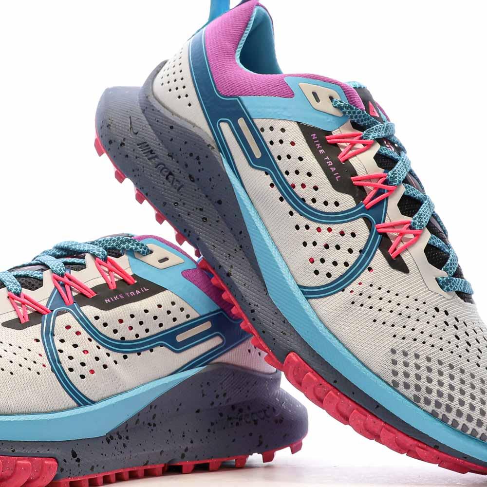 Nike Chaussures de Trail Blanc/Bleu Femme Nike Pegasus Trail 4