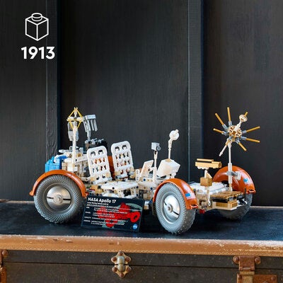 LEGO Technic 42182 NASA Apollo Lunar Roving Vehicle LRV