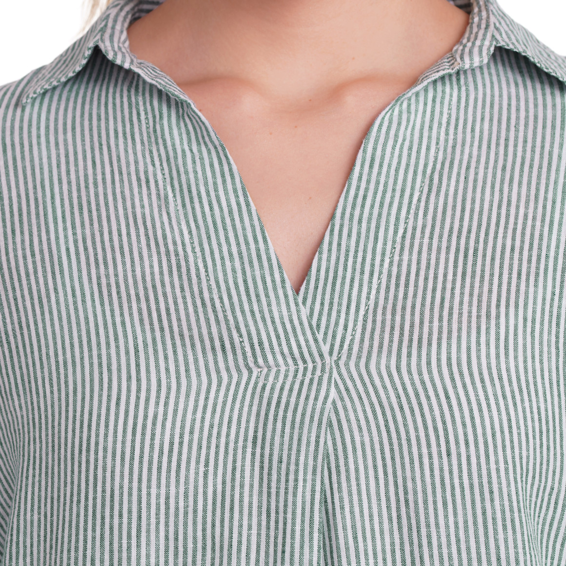 Gina Damen Leinen-Bluse mit V-Ausschnitt weiss / dunkelgrün