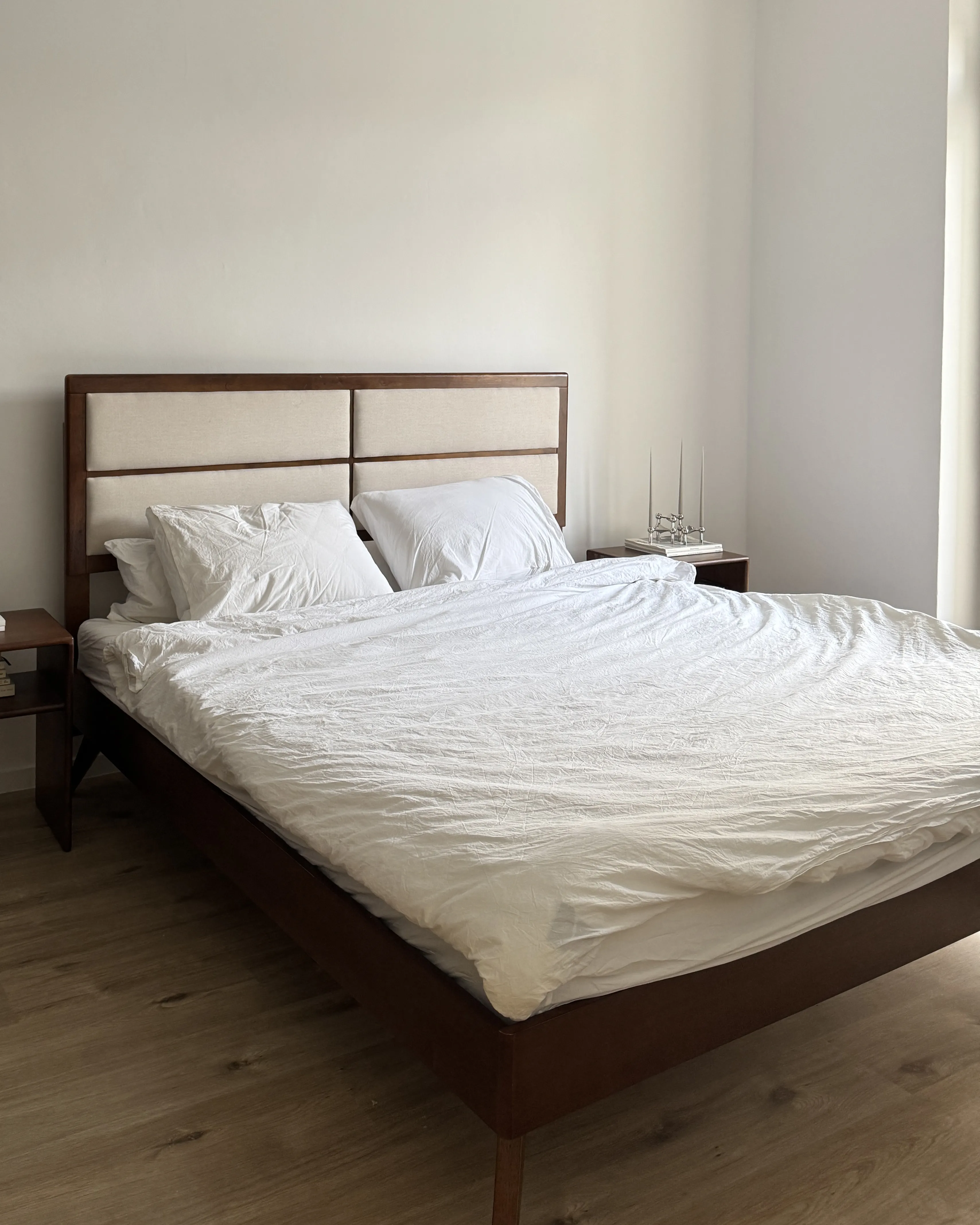 Bed POISSY 180 x 200 cm Donker essenhout