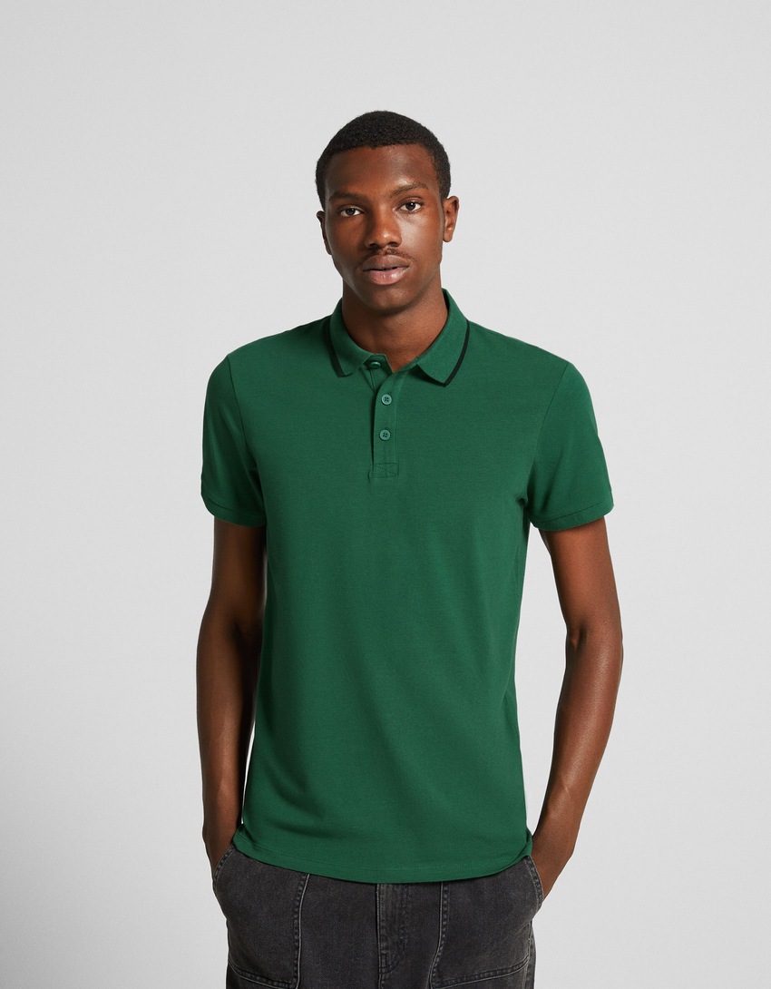 Camisa polo listrada de manga curta