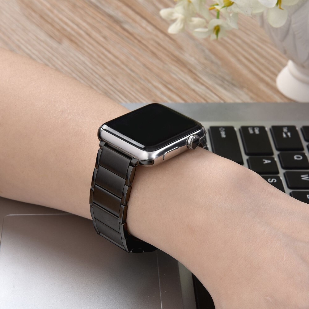 Apple Watch (49/46/45/44 mm) Edelstahl Armband mit Magnetverschluss - Schwarz
