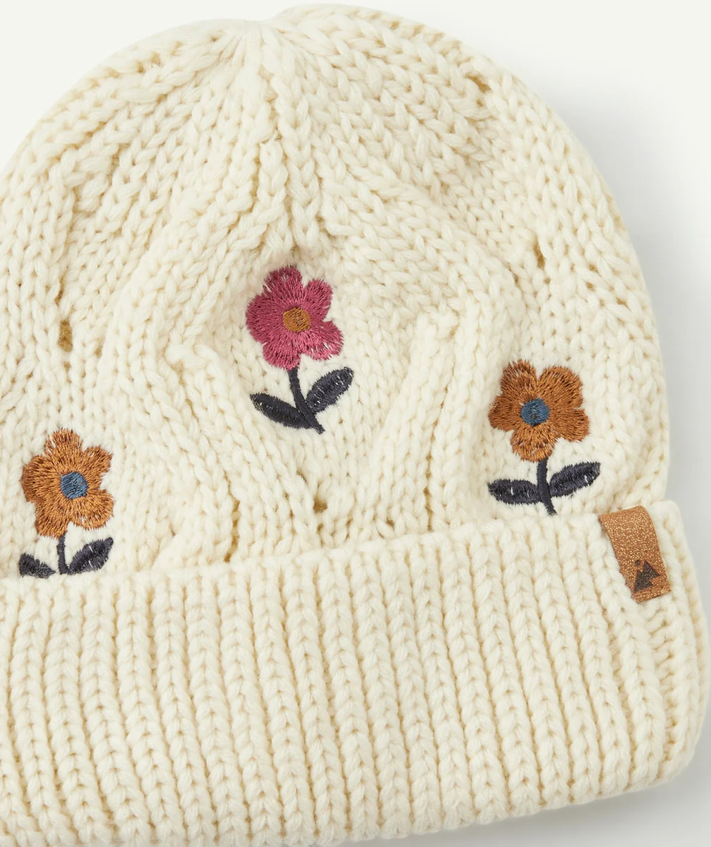 BONNET EN TRICOT FILLE EN FIBRES RECYCLÉES ÉCRU ET BRODERIES FLEURS