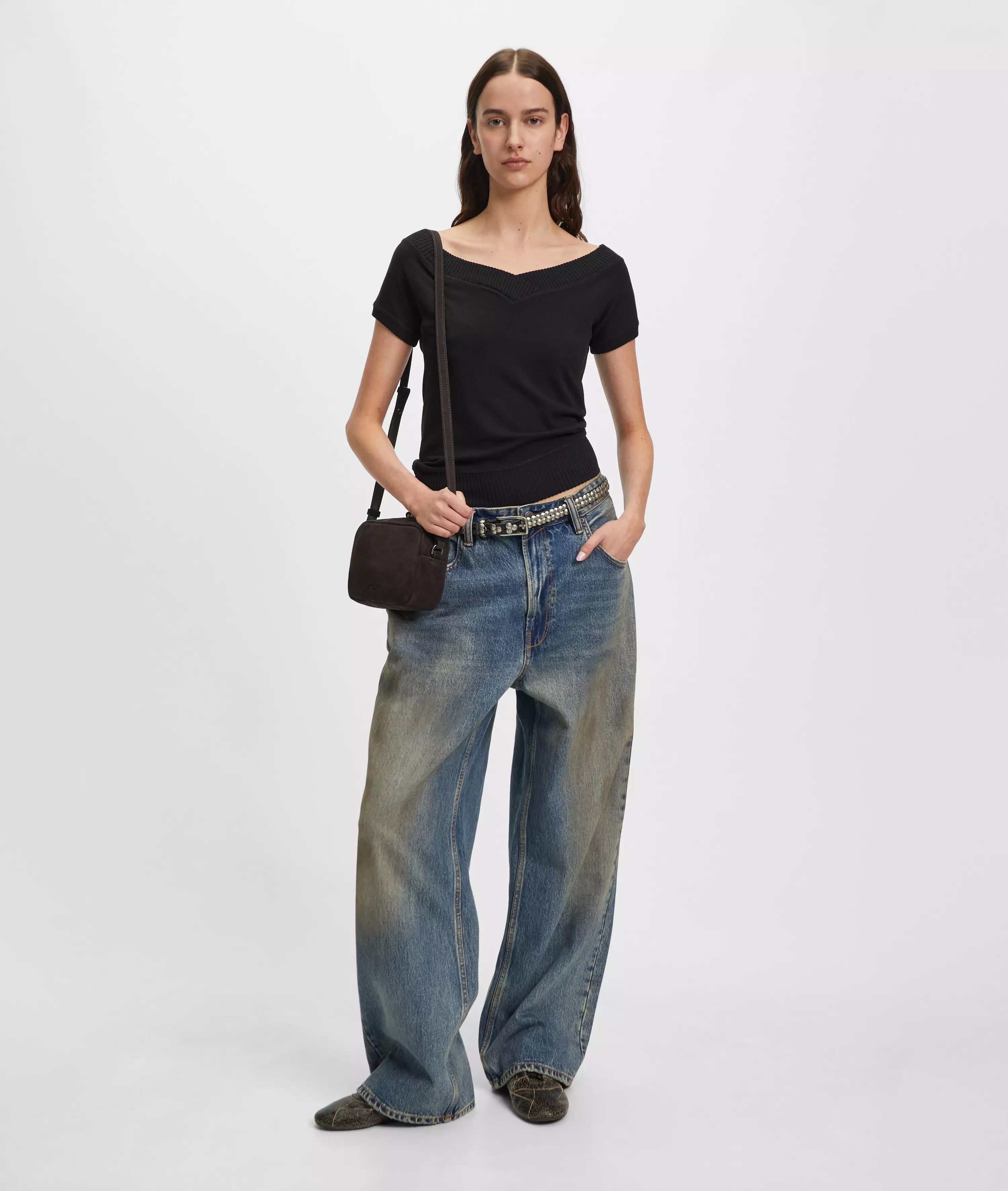 Crossbody Handy shoulder bag made from soft suede