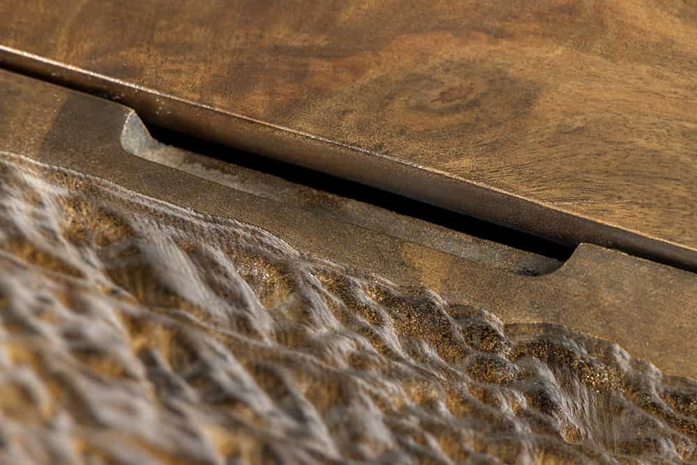 Handgefertigtes Sideboard CROCO 180cm gold braun Mangoholz mit 3D Schnitzereien massiv schwarz Metall
