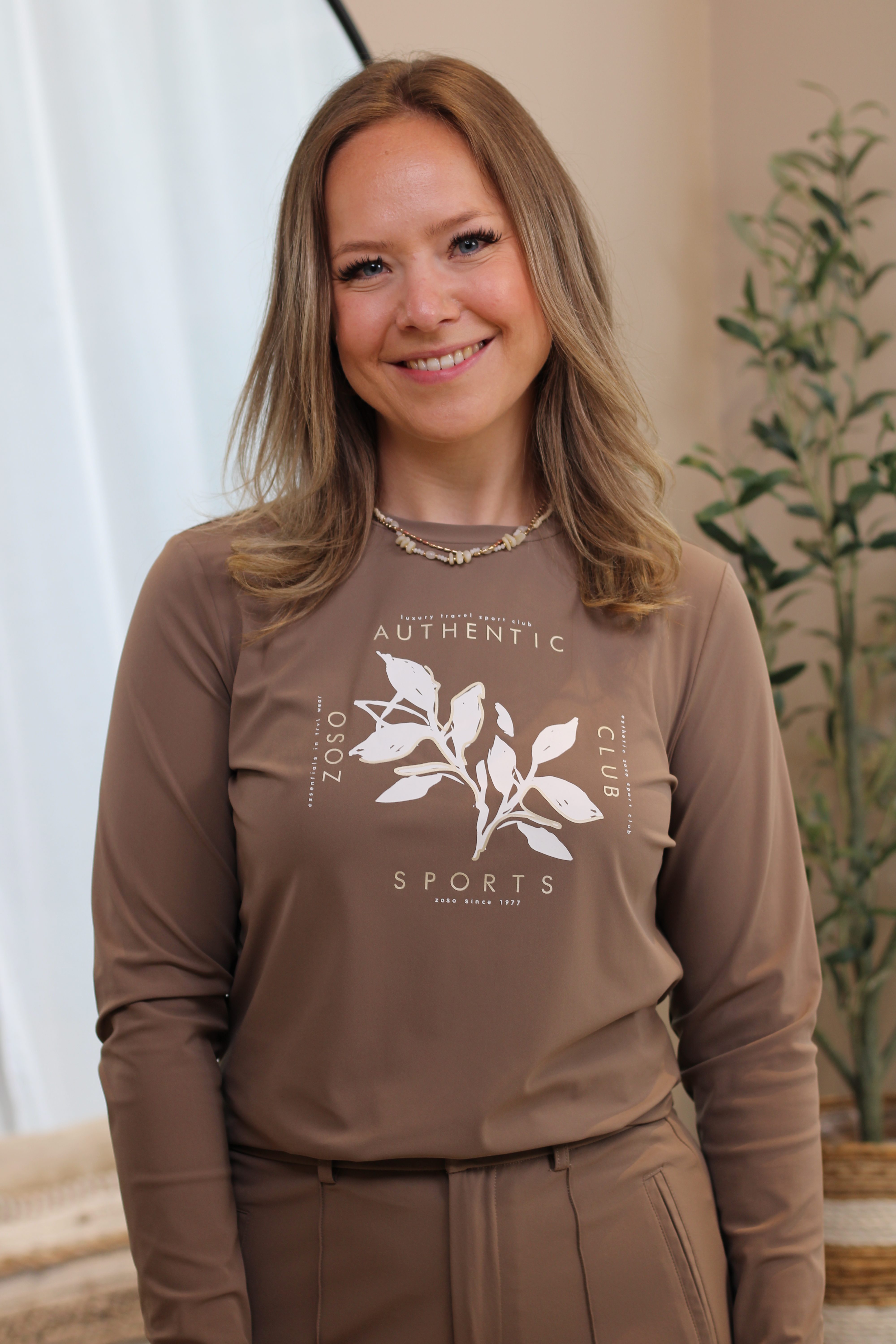 Zoso - Rosa Travel Longsleeve Top - Mocha