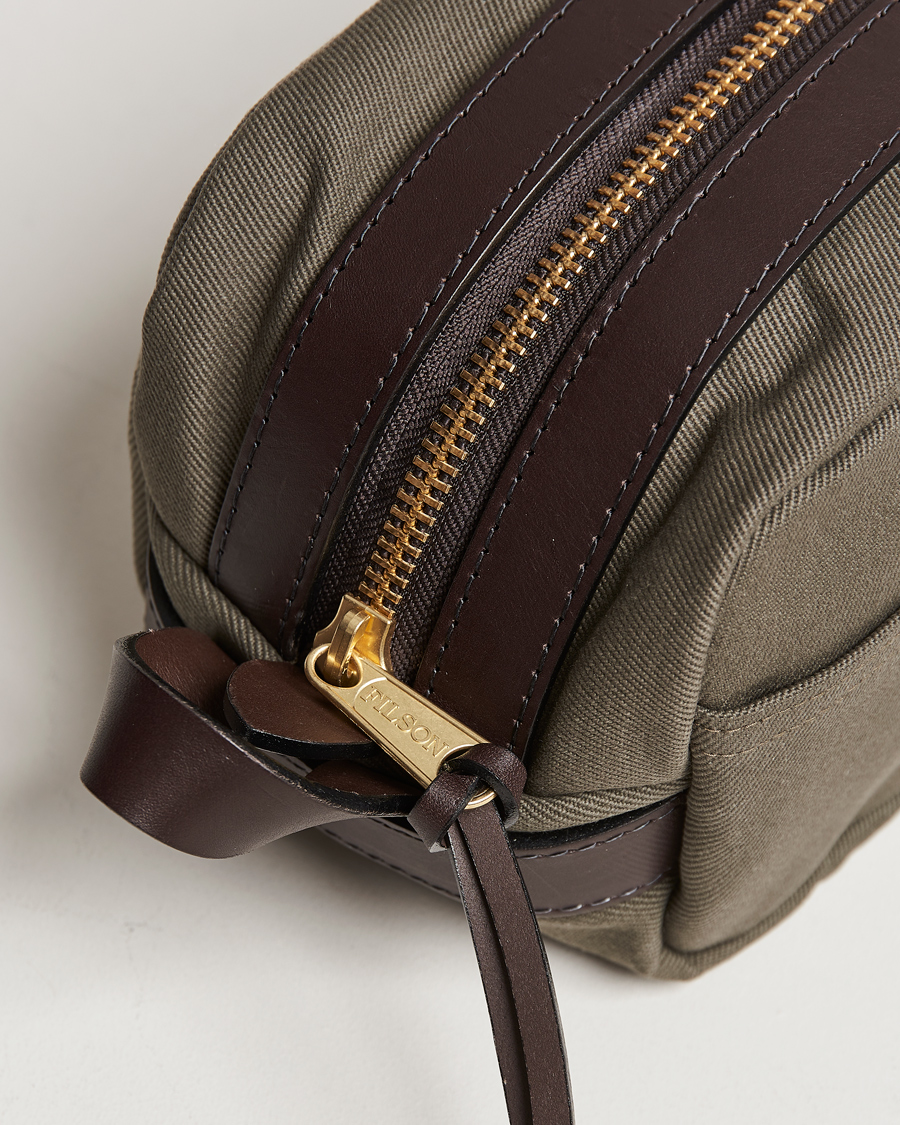 Filson Rugged Twill Travel Kit Otter Green